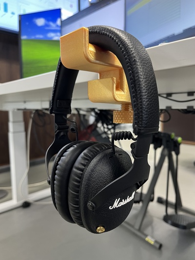 headphones holder desk headset marshall sony hanger clamp clampm 3d print model - Mito3D