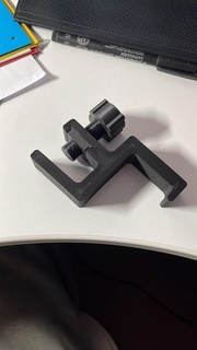 headset hanger v1 holder desk gaming headphone 3d print model - Mito3D