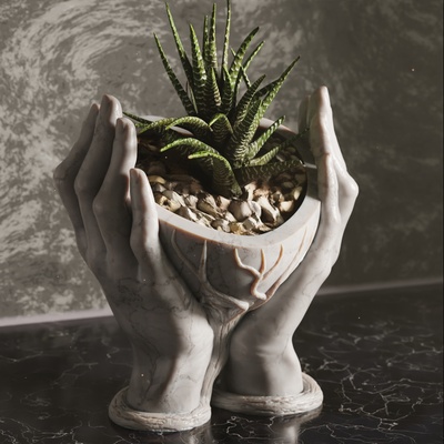 cuore mani vaso fioriera fiore pentola corpo fiori classico anatomia arte 3d print model - Mito3D