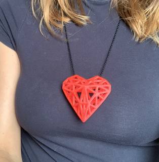 heart necklace desingn 3d print model - Mito3D