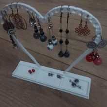 cœur forme bijoux afficher parfait Saint Valentin journée portique soutien 3d print model - Mito3D