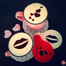 hearts kiss coffee decoration templates home 3d print model - Mito3D