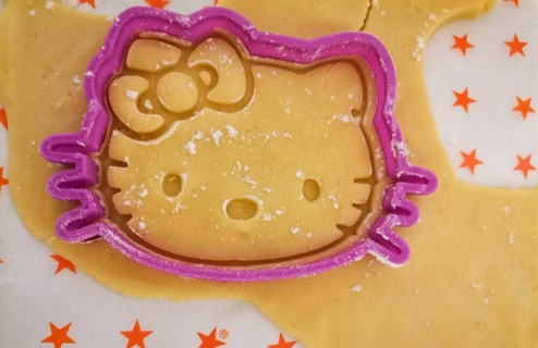 hello kitty cookie cutter hello kitty cutters cookie kitchen bake cookie cutter mold mass cookie marker kawaii gastronomy woman chef  3d print model - Mito3D