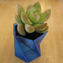 hexagon vase vase1 home outdoor garden succulents mothers day gift easy print 3d print model - Mito3D