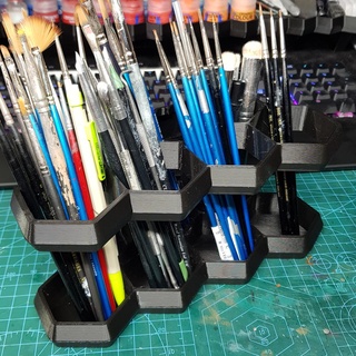 hexagonal paint brush pen holder sculpting painting brushes desk 3d print model - Mito3D