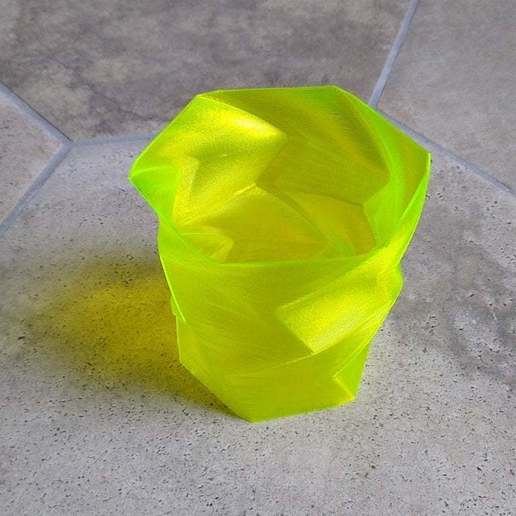 hexavase art vaso di fiori hexa esagonale il 3D print model - Mito3D