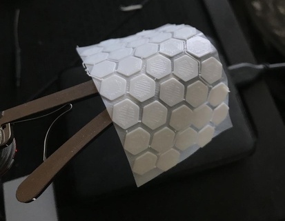 hexflexfabric bendable chainmail fabric flexible membrane ninjaflex stretch thin thing tpu costume 3d print model - Mito3D