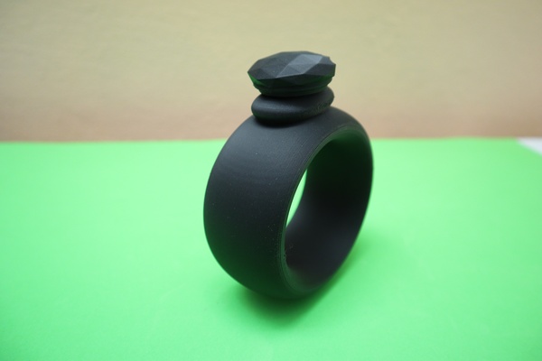 hidden bracelet flask party alcohol incognito plug christmas disco event hide spy nice 3d print model - Mito3D
