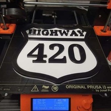 haute 420 route signe cannabis assiette Etats Unis 3d print model - Mito3D