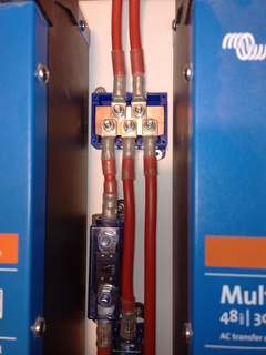 alto Actual barra colectora alojamiento 300 mm2 distribución 10 cables 35 cuadrado milimetros ess batería eléctrico 3d print model - Mito3D