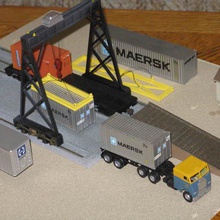 ho scale container truck loading facility buildings_structures 3d print model - Mito3D