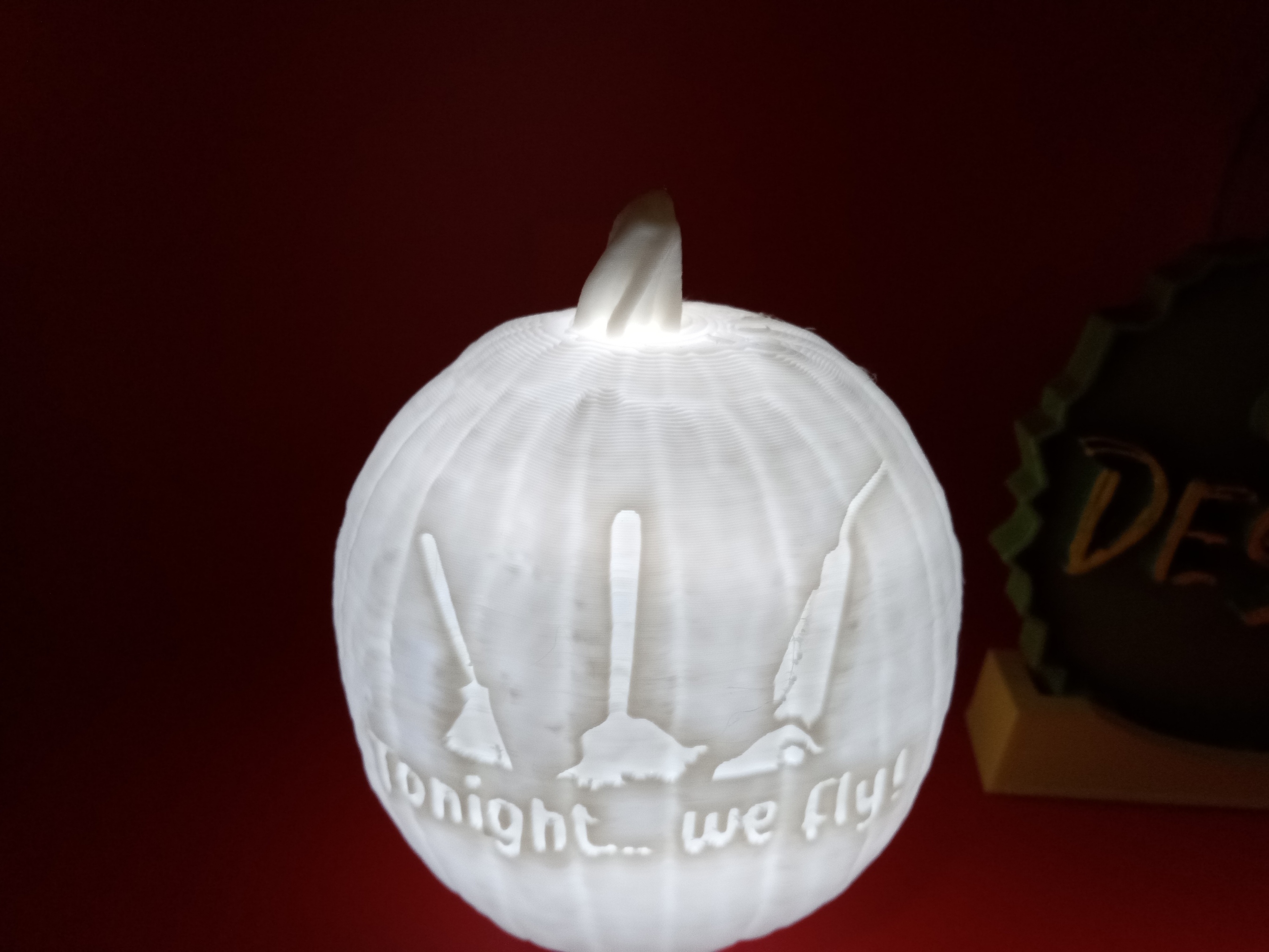 hocus pocus tonight fly halloween pumpkin light tealight reading party nightlight office kids room art decor man cave shed scary 3D print model - Mito3D