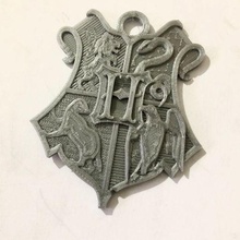 Hogwarts Schlüsselbund Harry Töpfer Gadget Gryffindor Slytherin Hufflepuff Ravenclaw Verräter Relikte Tod 3d print model - Mito3D