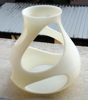 agujereado florero vela Arte 3d print model - Mito3D