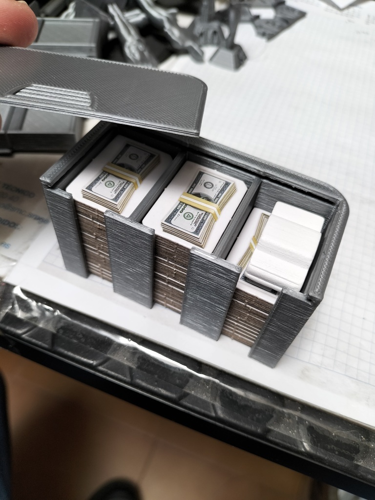 hollywood ga caja paraca dinero tablero juego dorado años inserto colina baja 3d impresión 3D print model - Mito3D