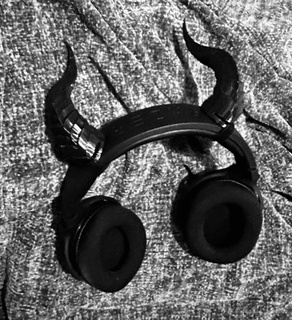 horns headset helmets headphones 3d print model - Mito3D