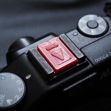 Sıcak ayakkabı örtmek kılıf kamera gadget fotoğrafçılık küçük baskılar 3d print model - Mito3D