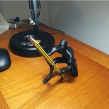 l'homme porte-stylo v10 la maison jouet l'anatomie belle de conception bureau ordinateur corps humain minimes minimaliste le crayon porte-crayon stand réaliste smart utile 3d print model - Mito3D