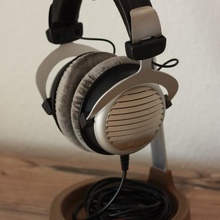 hybrid headphone stand home sound music audio functional aluminium tech office desk decoration 3d print model - Mito3D