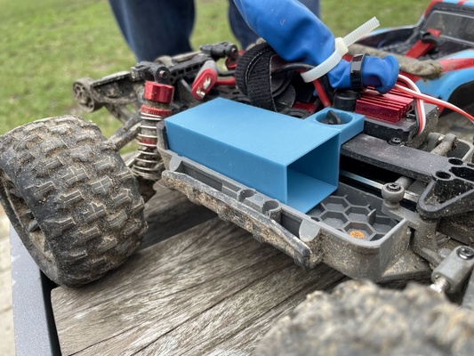 hiper go rc carro 3s lipo bateria suporte adaptador recarregável ovônico modelo 3d print model - Mito3D