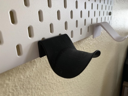 ikea skadis headset holder ikeaskadis headsetholder curved surface 3d print model - Mito3D