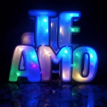 aydınlatılmış işaret Aşk afiş ışıltılı i harfler kelime 3d print model - Mito3D