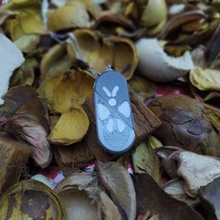 illüzyonist madalyon kolye film takı sihirli yineleme kelebek Sevgililer Günü kalp aşk 3d print model - Mito3D