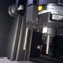 migliorata dewalt 611 aria diffusore x-carve w pulsante di blocco strumento parti 3d print model - Mito3D