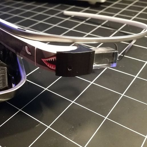 verbessert Glas Kamera Startseite Mantel Gadget 3D print model - Mito3D