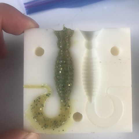 2 pulgadas de grub molde señuelo la pesca herramienta 3D print model - Mito3D