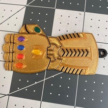 infinity gauntlet keychain 3d print model - Mito3D