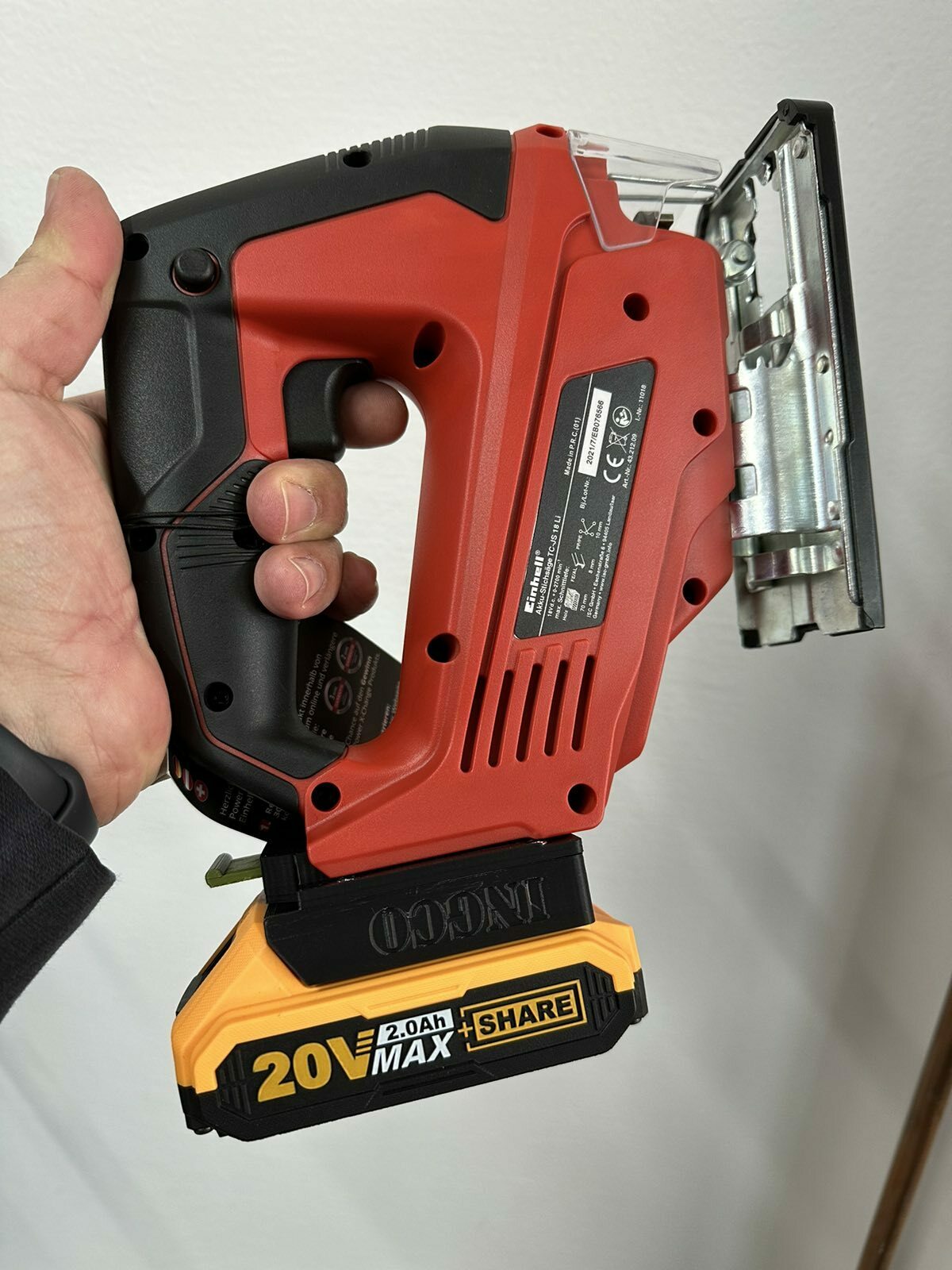 ingco p20s batteria on einhell utensili cordless attrezzo lato parco dubai emirati adattatore totale x20 suport culti tesla 3D print model - Mito3D