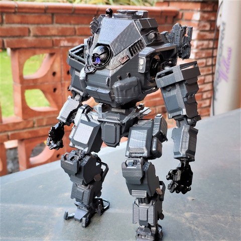 ion de titan jeu le robot mech mecha titanfall jouet 3D print model - Mito3D