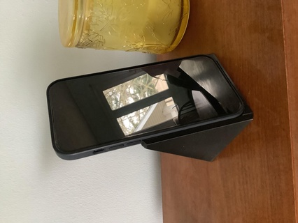 Iphone 14 pró max ficar pé oficial silicone maçã caso bainha compatível 3d print model - Mito3D