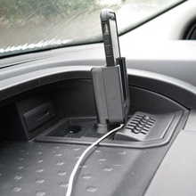 iphone cuna vauxhall vivaro 2014-2019 gadget tablero de instrumentos dash teléfono móvil furgoneta opel titular el monte la 3d print model - Mito3D