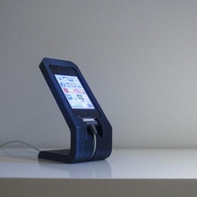 iphone4 socle de la lampe gadget bureau titulaire iphone 4 4s support dock 3d print model - Mito3D