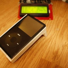 iPod classique cd titulaire soutien BMW Véhicules gadget 320d 3 séries e90 nano vidéo l'audio 3d print model - Mito3D
