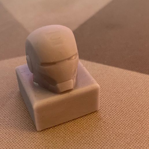 uomo ferro keycap Vendicatori meraviglia resina 3D print model - Mito3D