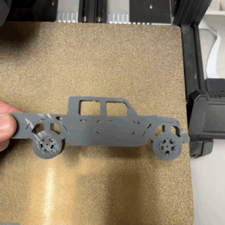 jeep gladiateur commercial utilisation 4 door logo art perspective route 3d print model - Mito3D