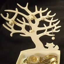 bijoux titulaire arbre à chat de l'arbre 3d print model - Mito3D