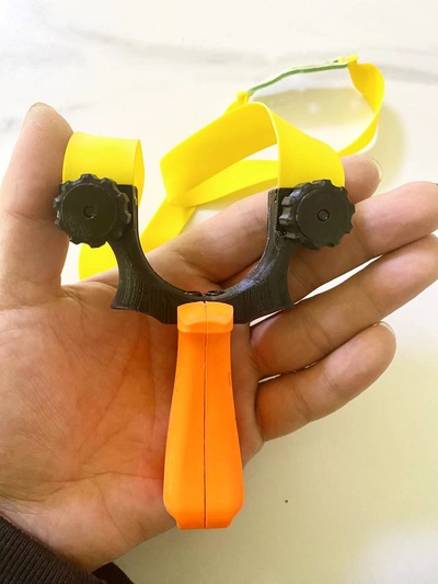 jing lei slingshot game toy sling china shoter 3d print model - Mito3D