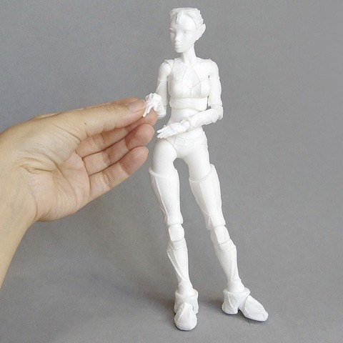bambola snodabile lantea gioco 3D print model - Mito3D