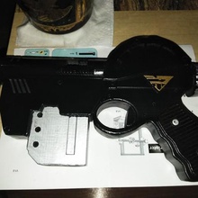 judge dredd lawgiver pistol various sci-fi lawbringer comics claw 3d print model - Mito3D