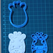 jungle animals giraffe cupkake cutter from the cupkake/ sharp 3d print model - Mito3D