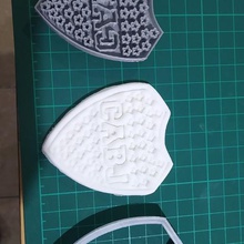 junior cookie cutter shield various sharp mouth 3d print model - Mito3D