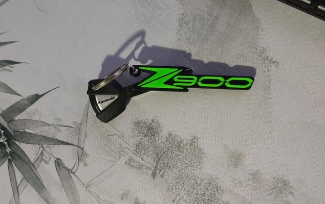 kawasaki z900 keychain gadget key ring kawa 3d print model - Mito3D