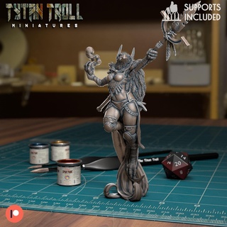 Kenku femelle pre supported dnd miniature minis donjons dragons 32mm tytantroll miniatures Patreon faucon lance 3d print model - Mito3D