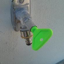 chiave esterna di acqua rubinetto strumento servizi igienici 3d print model - Mito3D