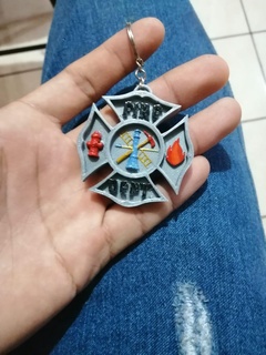 llave anillo bombero medalla bomberos fuego honor regalo llavero 3d print model - Mito3D
