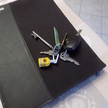 Schlüsselanhänger gelbe Weste gadget Bleistift-Halter Schlüsselringe scribble Vanille-scribble 3d print model - Mito3D